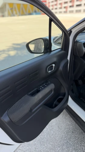 Citroen C3 Aircross 1.2 PureTech / 2019г / Перфектен градски SUV, снимка 9