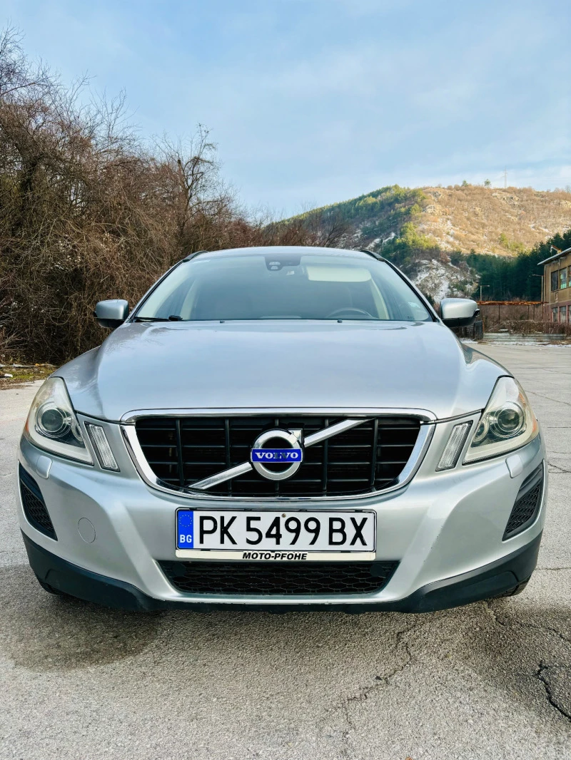 Volvo XC60, снимка 2 - Автомобили и джипове - 46707000