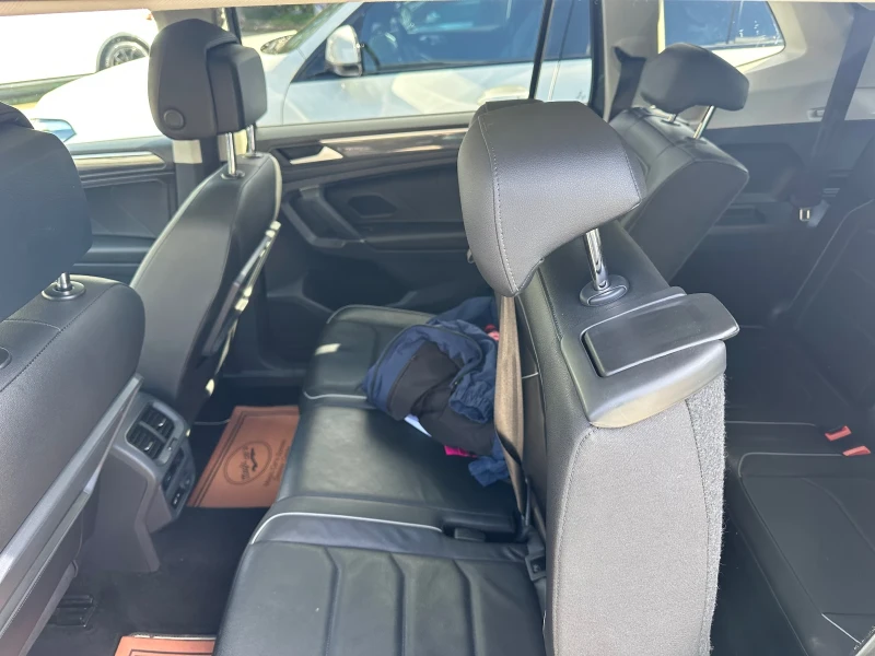 VW Tiguan ALLSPACE R-LINE, снимка 8 - Автомобили и джипове - 47913100