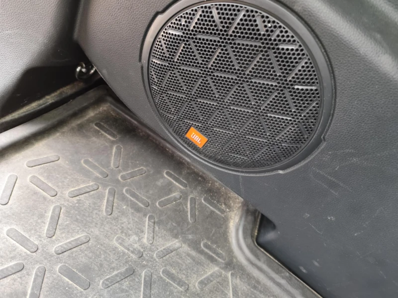 Toyota Rav4 2.5 hybrid, снимка 5 - Автомобили и джипове - 52620687