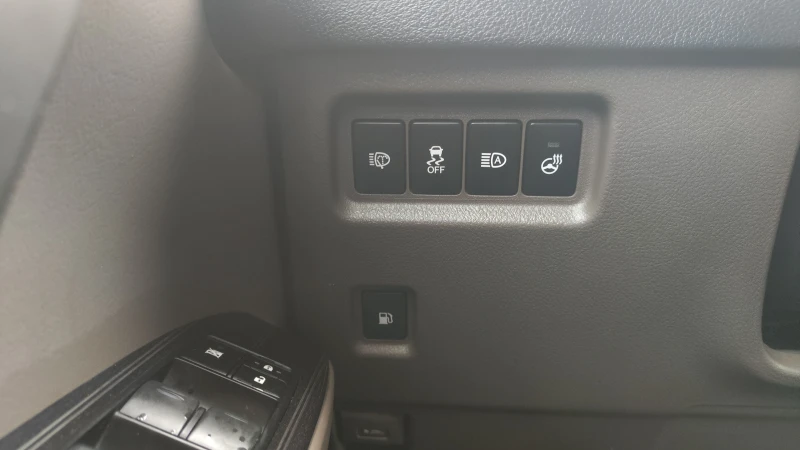 Lexus GX 460 Premium, снимка 13 - Автомобили и джипове - 53469736