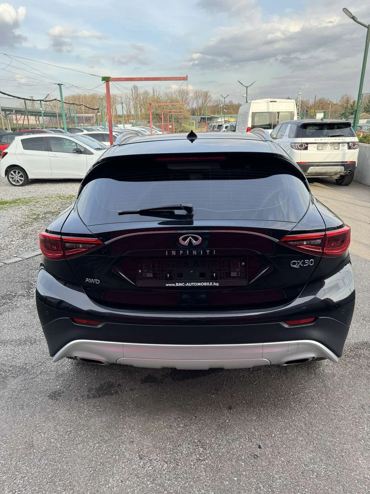 Infiniti Q30 2.2 TD - изображение 5