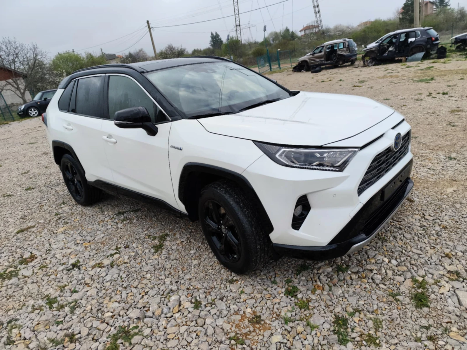 Toyota Rav4 2.5 hybrid - изображение 2