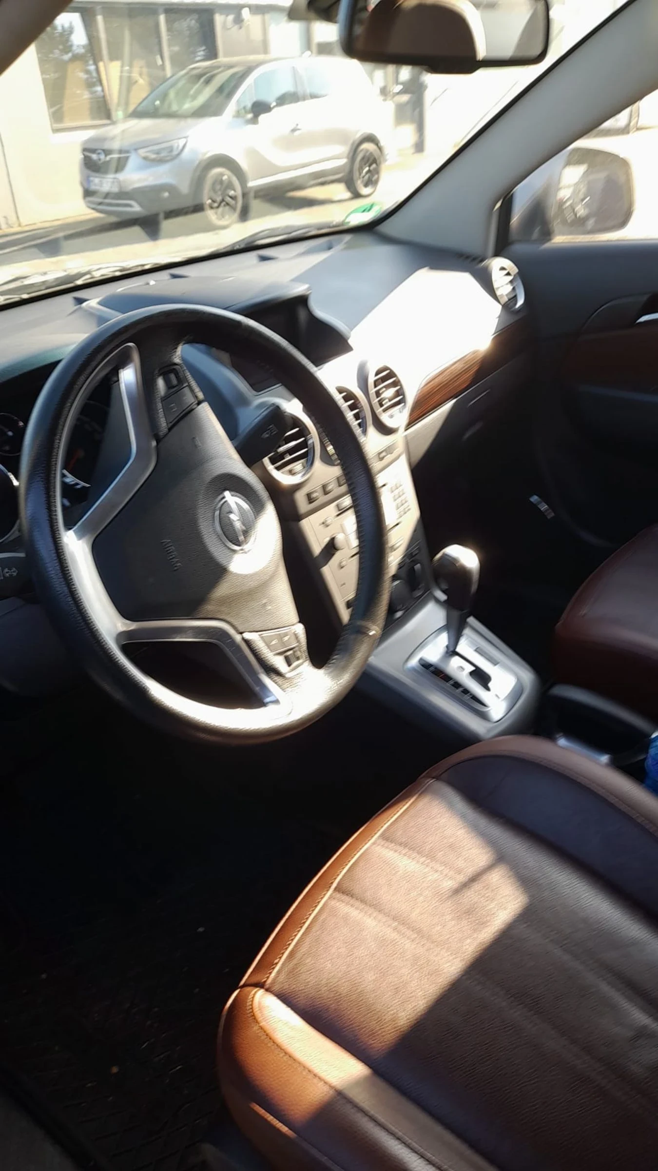 Opel Antara 2.0CDTI NAVI 4Х4 - изображение 4