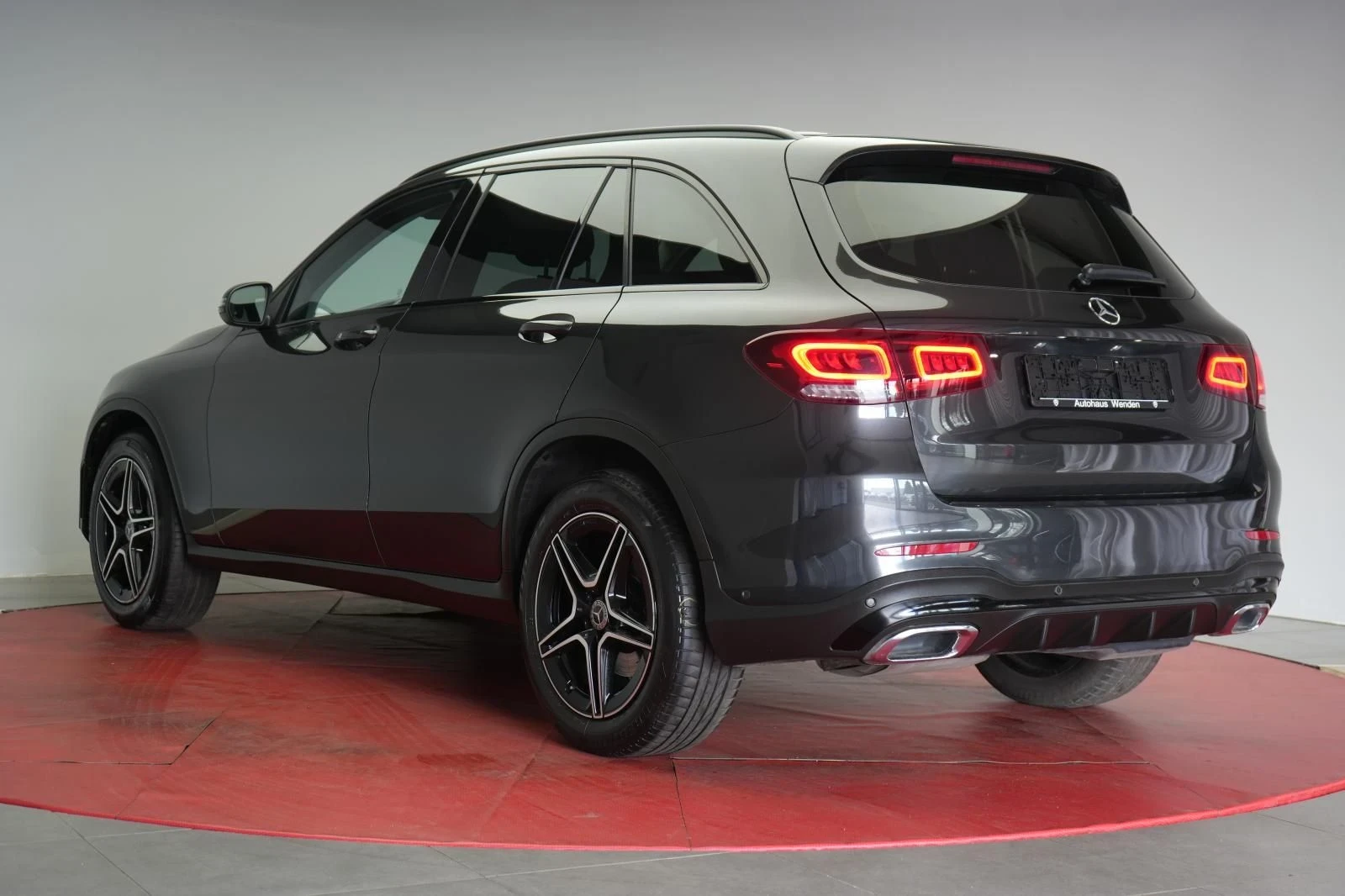 Mercedes-Benz GLC 300 GLC 300 d 4Matic AMG/245кс/ГАРАНЦИОННА ОЧАКВАН ВНО - изображение 4