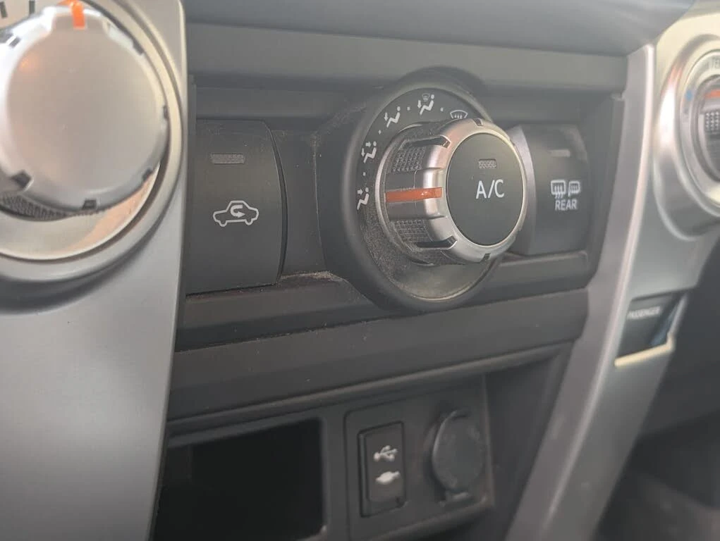 Toyota 4runner SR5 PREMIUM* КАМЕРА* NAVI - изображение 8