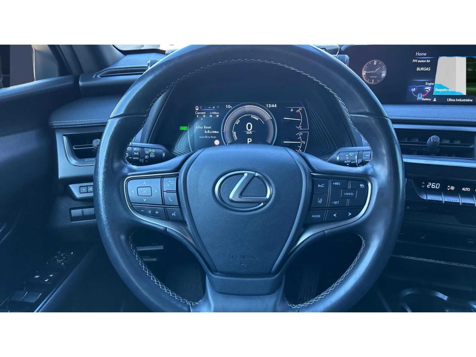 Lexus UX 250h    867 . | Mobile.bg   13