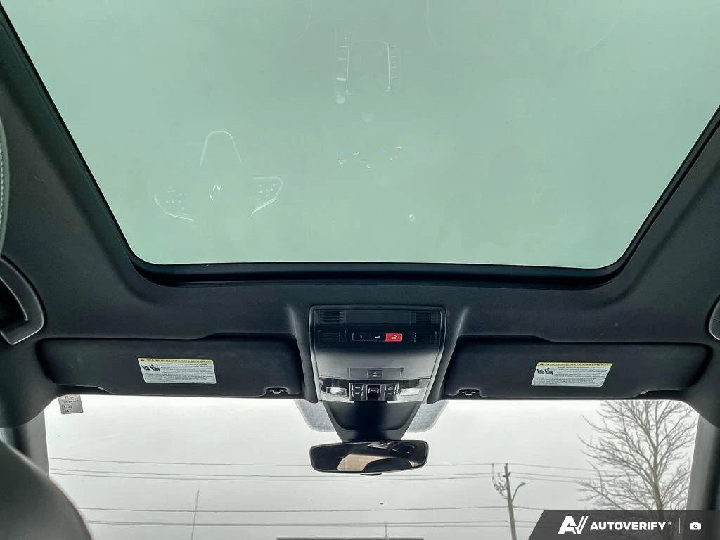 VW Tiguan Highline R-Line | Navigation | Leather | Sunroof |, снимка 16 - Автомобили и джипове - 53914253