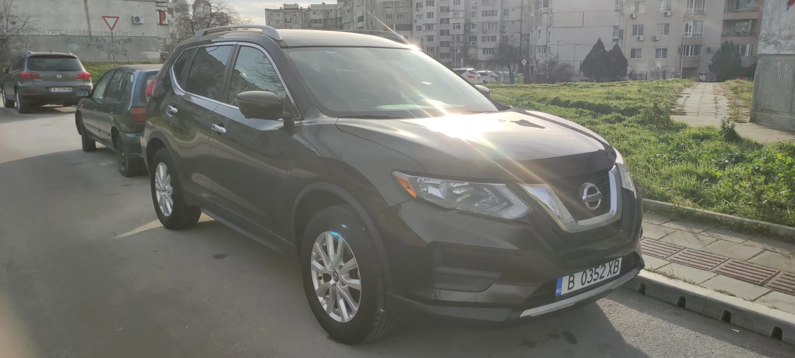 Nissan Rogue SV, снимка 3 - Автомобили и джипове - 54050313