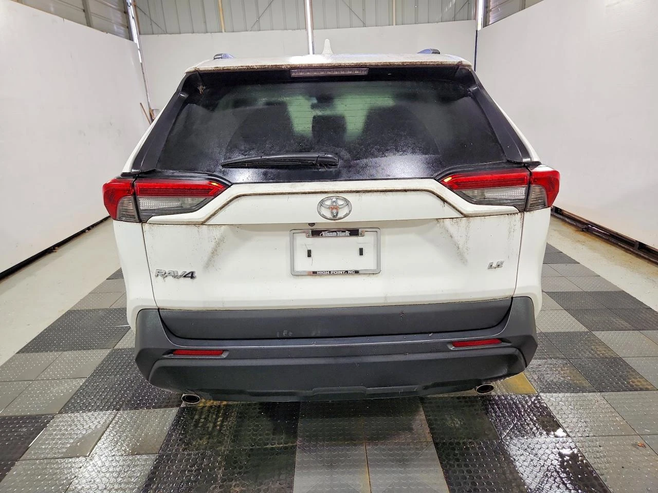 Toyota Rav4 LE, снимка 6 - Автомобили и джипове - 54630143