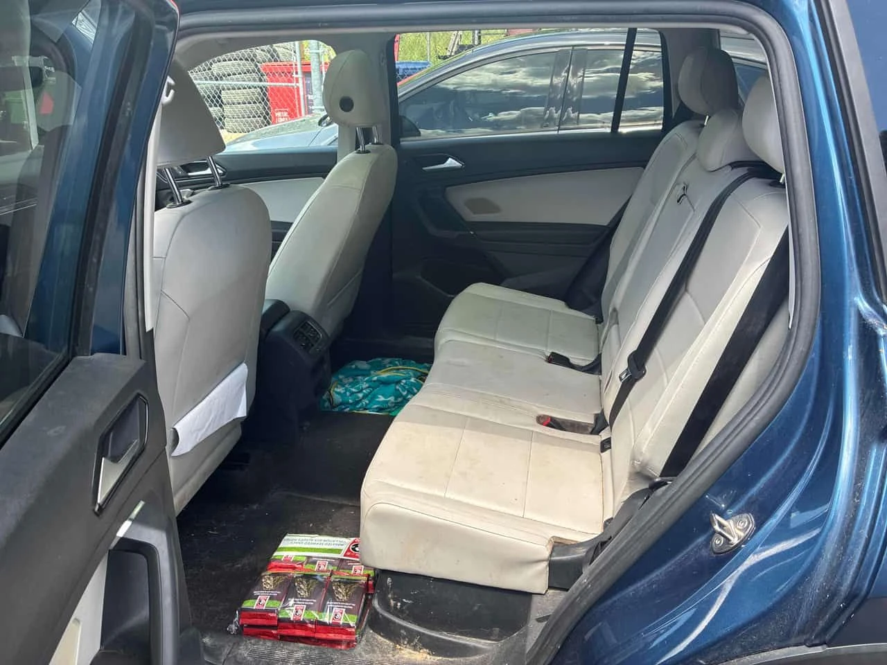 VW Tiguan * Comfortline * ГЛАВНО ПРЕДСТАВИТЕЛСТВО* , снимка 10 - Автомобили и джипове - 54942034