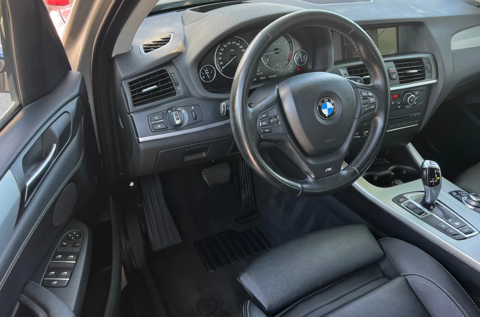 BMW X3 3.0xd M-PAKET/LED/XENON/NAVI/KAMERA/PODGREV/KOJA, снимка 9 - Автомобили и джипове - 55075677