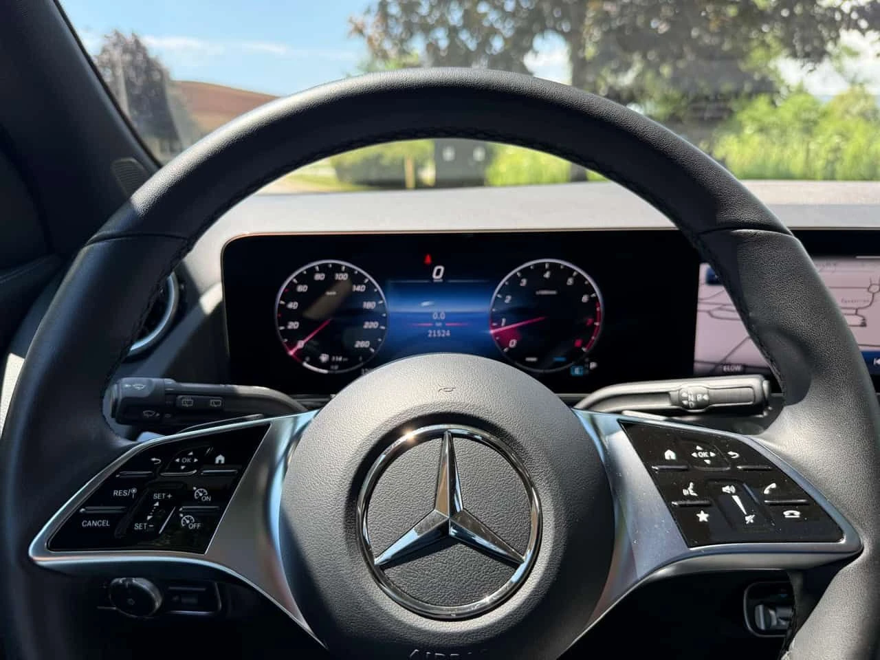Mercedes-Benz GLA 250 АВТОКРЕДИТ БЕЗ ПЪРВОНАЧАЛНА ВНОСКА* , снимка 15 - Автомобили и джипове - 55640666