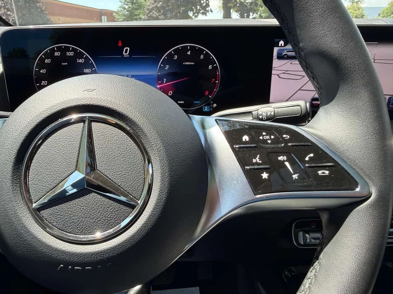 Mercedes-Benz GLA 250 АВТОКРЕДИТ БЕЗ ПЪРВОНАЧАЛНА ВНОСКА* , снимка 13 - Автомобили и джипове - 55640666
