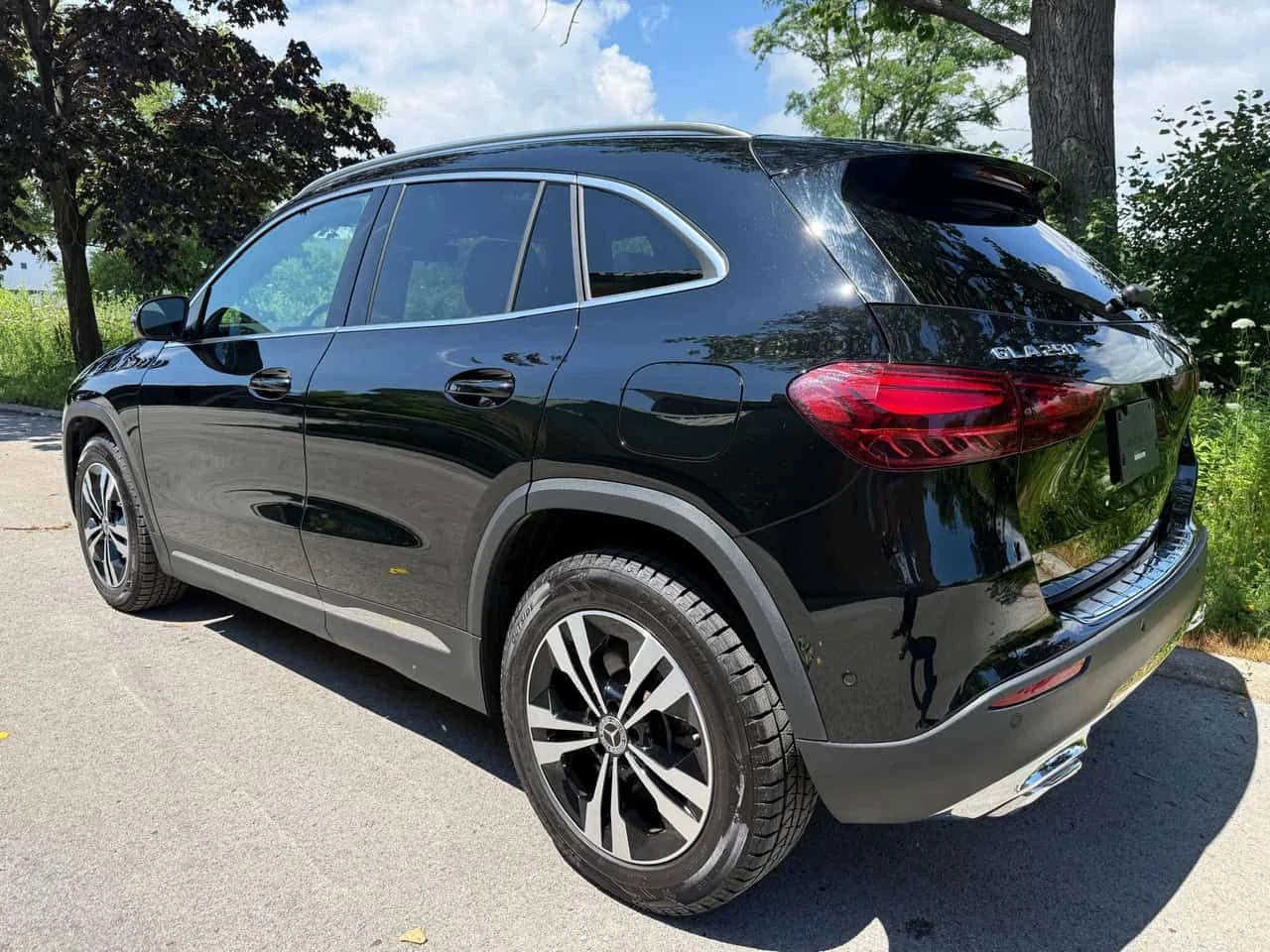 Mercedes-Benz GLA 250 АВТОКРЕДИТ БЕЗ ПЪРВОНАЧАЛНА ВНОСКА* , снимка 2 - Автомобили и джипове - 55640666