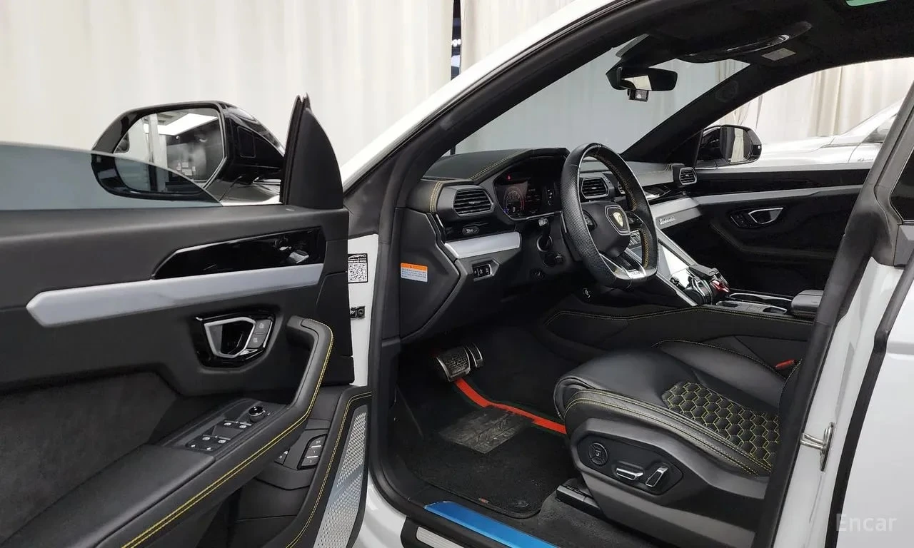 Lamborghini Urus  4.0 V8 , снимка 10 - Автомобили и джипове - 55879576