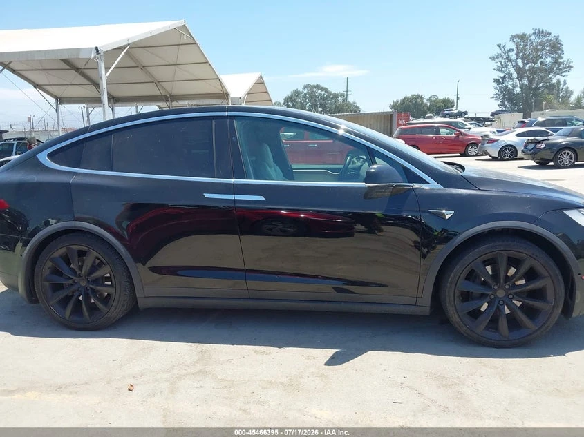 Tesla Model X Long Range Dual Motor All-Wheel Drive/Long Range P, снимка 13 - Автомобили и джипове - 55893617