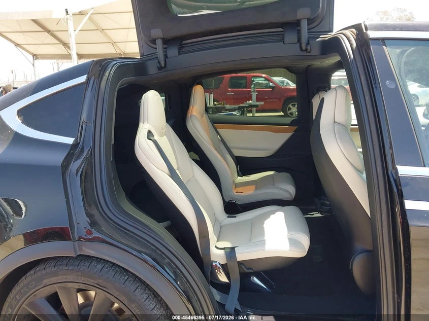 Tesla Model X Long Range Dual Motor All-Wheel Drive/Long Range P, снимка 8 - Автомобили и джипове - 55893617