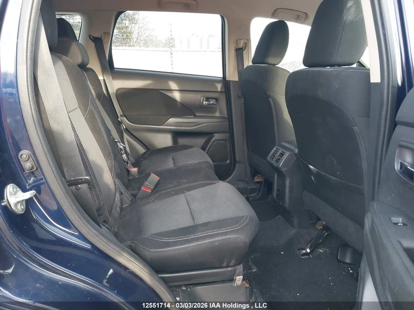 Mitsubishi Outlander 2.4l, снимка 8 - Автомобили и джипове - 56475725