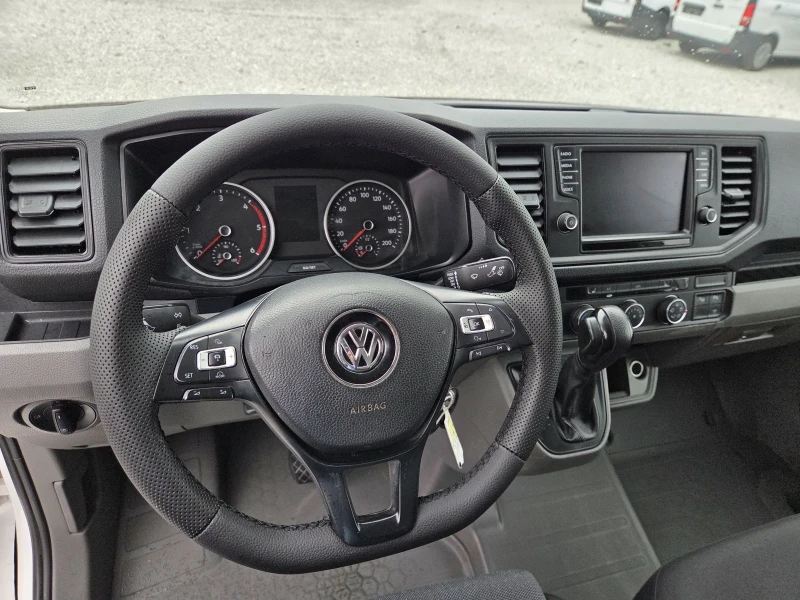 VW Crafter 2.0 TDI, LED, Климатроник, Печка, Автомат, Нави, снимка 10 - Бусове и автобуси - 52573868