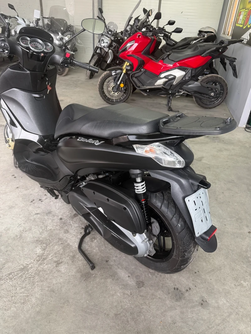 Piaggio Beverly 350i-ABS, ASR SPORT TOURING , снимка 5 - Мотоциклети и мототехника - 52469610