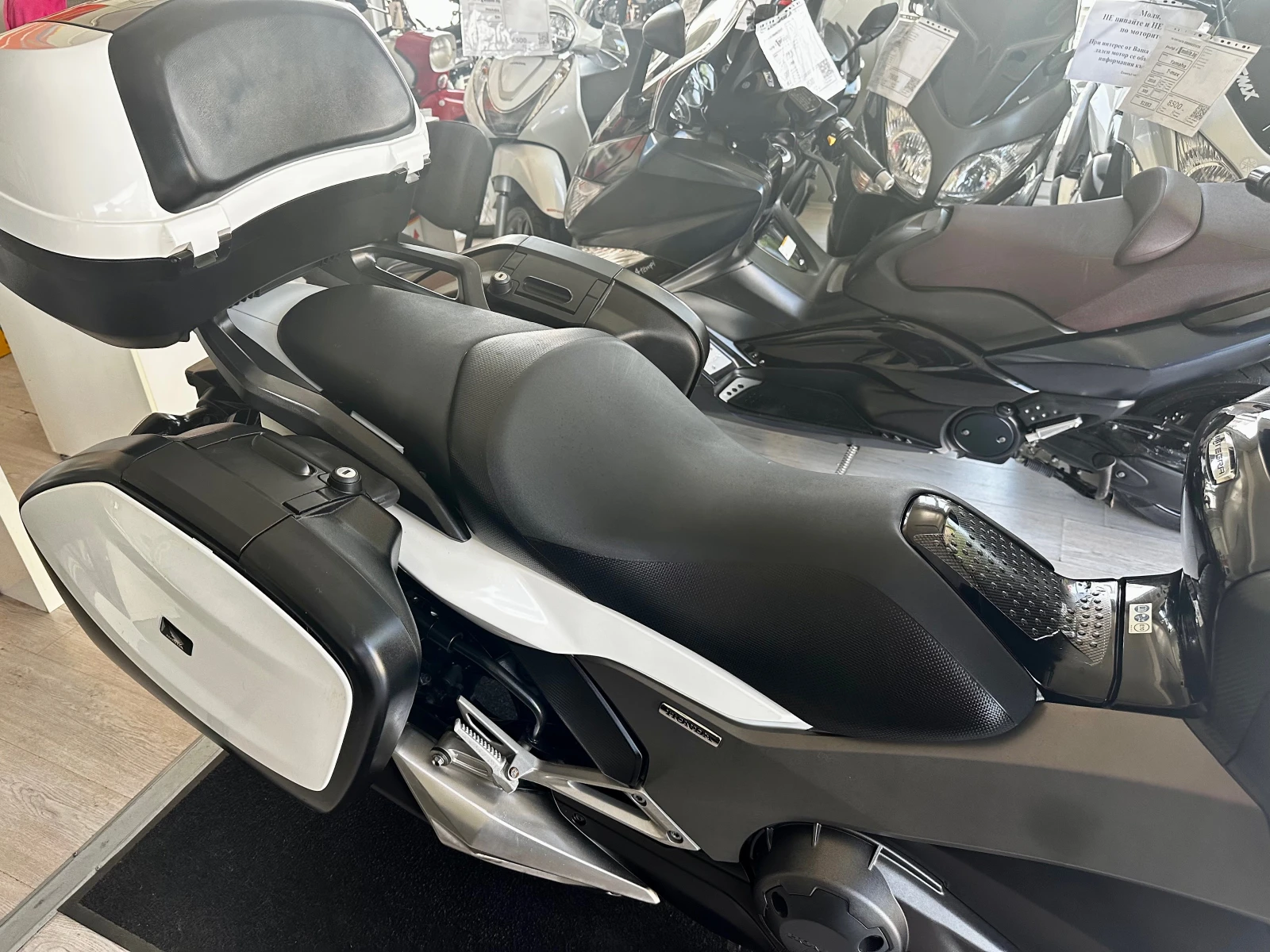 Honda Integra 750S ABS/LED 08.2017г. - изображение 4