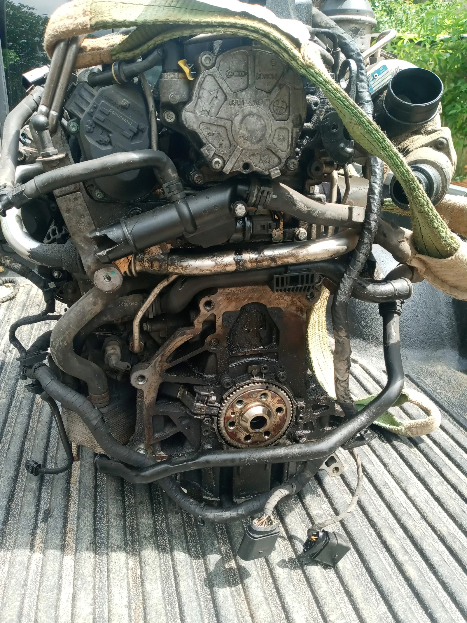 Двигател за ауди,vw,skoda 2.0tdi 140k.код CBA, снимка 3 - Части - 55413519
