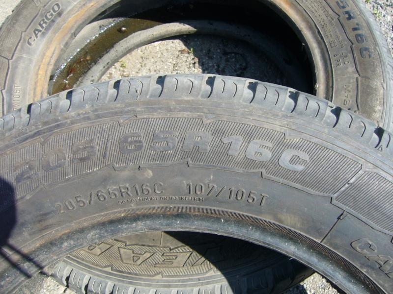 Гуми Летни 205/65R16, снимка 3 - Гуми и джанти - 18678135