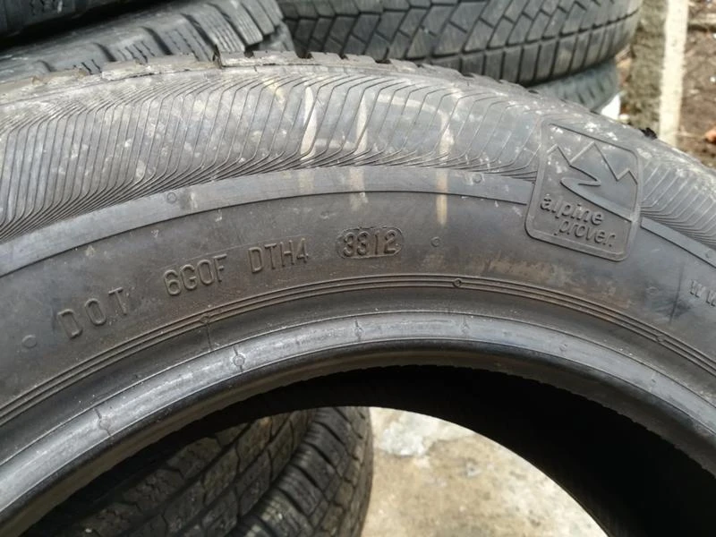 Гуми Зимни 205/60R16, снимка 6 - Гуми и джанти - 19551823