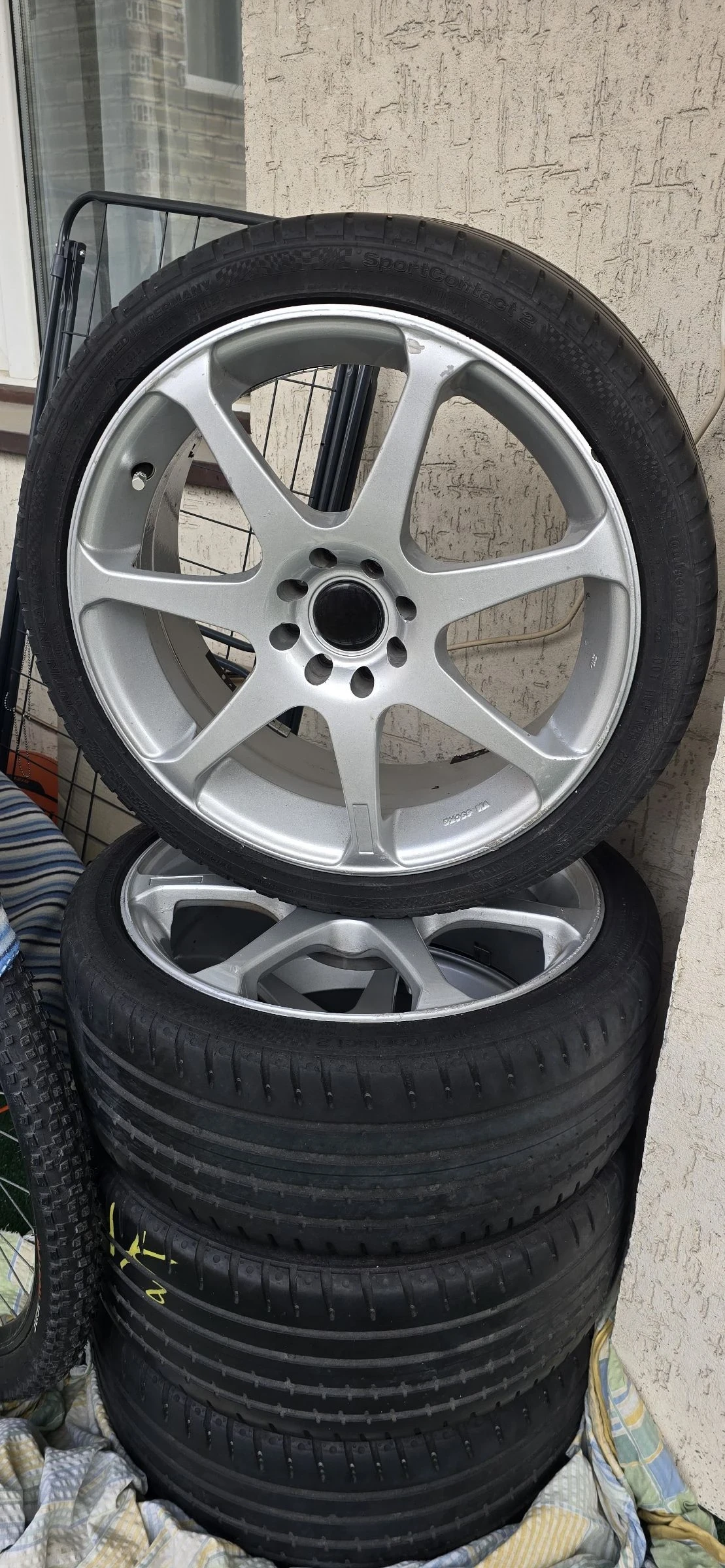 Гуми с джанти Continental 205/40R17
