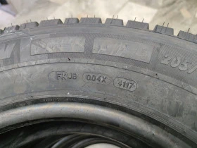 Гуми Зимни 205/75R16, снимка 5 - Гуми и джанти - 43799653