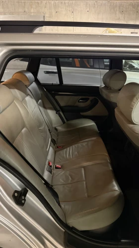 BMW 525 Facelift, снимка 10