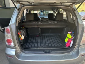 Toyota Corolla verso, снимка 12