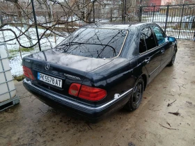 Mercedes-Benz E 250 E250TD, снимка 4