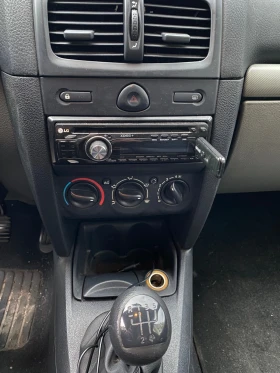 Renault Clio 1.2 газ/бензин, снимка 9