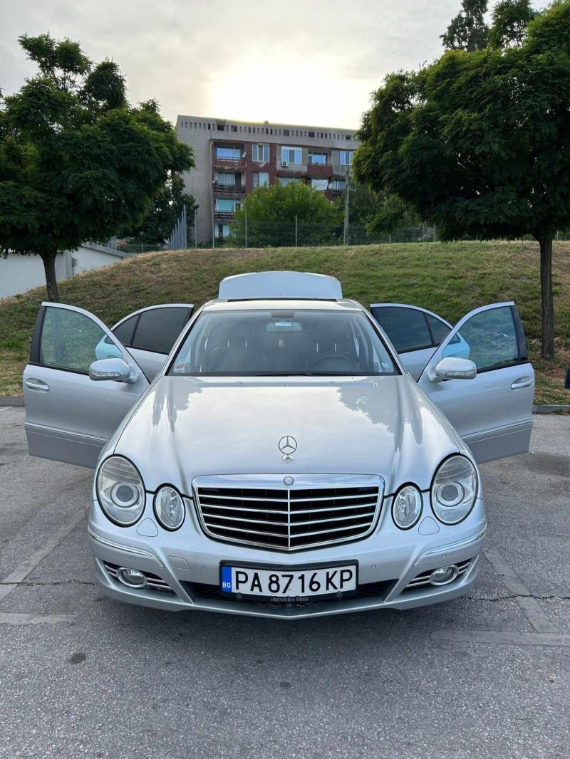 Mercedes-Benz E 200, снимка 11 - Автомобили и джипове - 46366572