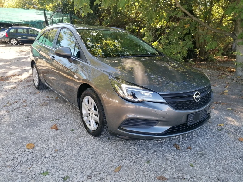 Opel Astra 1.4 100kc, снимка 3 - Автомобили и джипове - 47437435