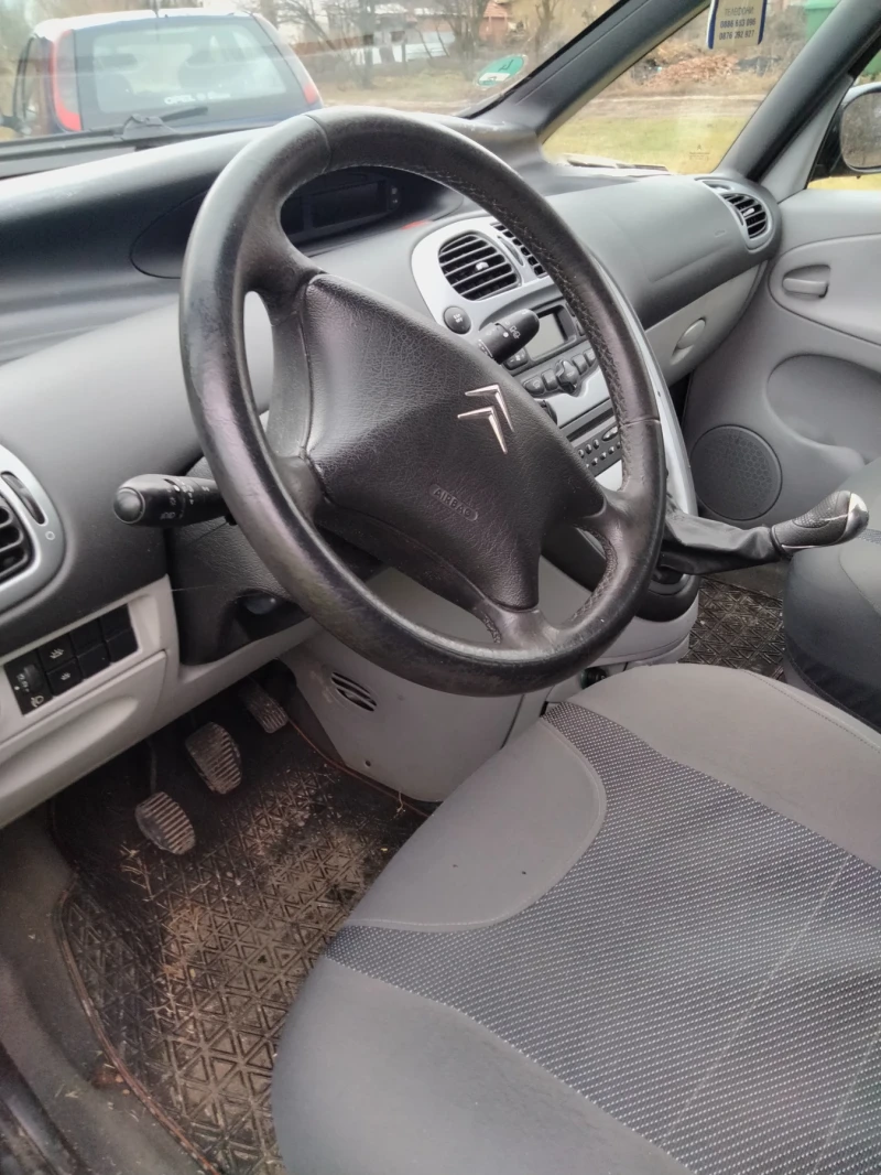 Citroen Xsara picasso, снимка 10 - Автомобили и джипове - 48207933