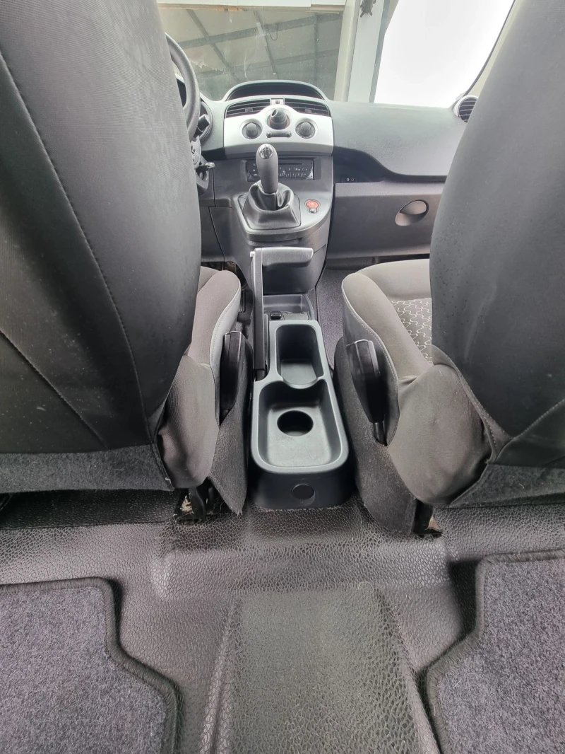 Renault Kangoo 1.5dci , снимка 9 - Автомобили и джипове - 49190753