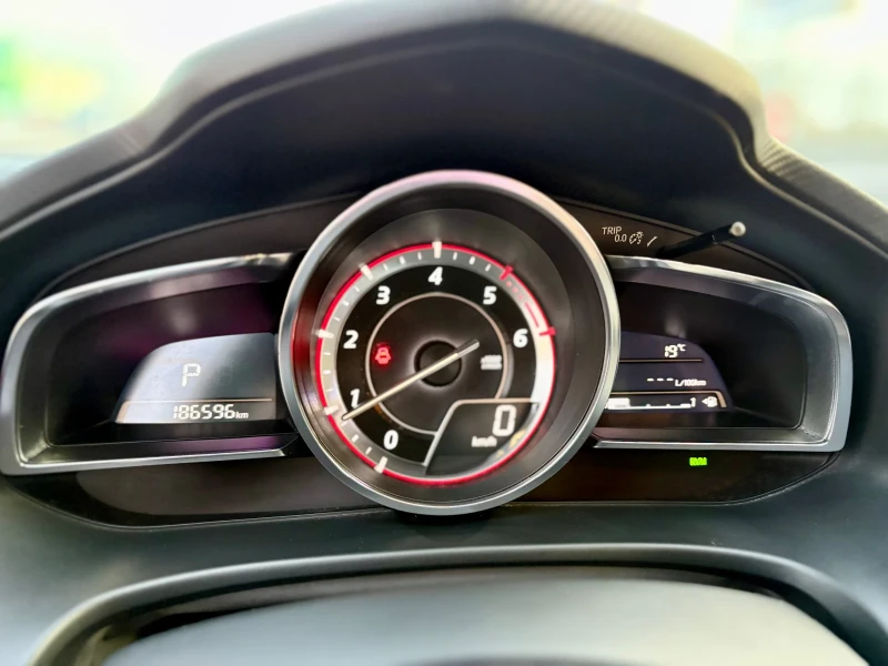 Mazda 3, снимка 7 - Автомобили и джипове - 53066898