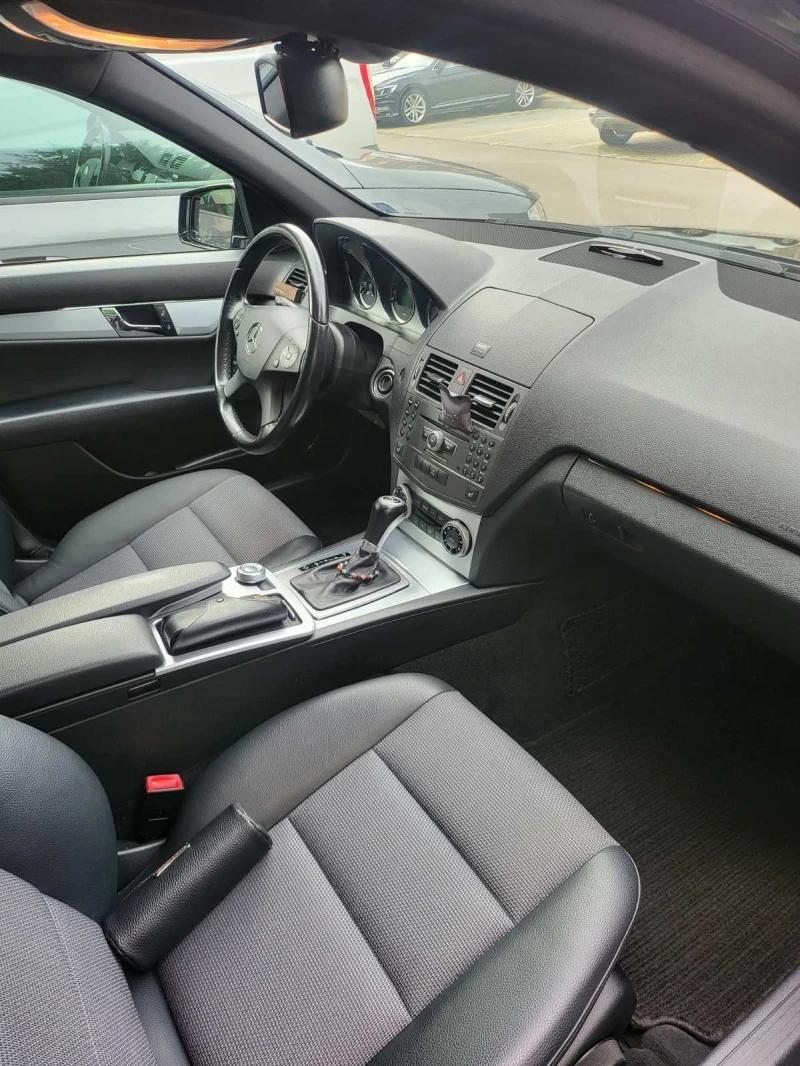 Mercedes-Benz C 220 W204, снимка 7 - Автомобили и джипове - 52353919