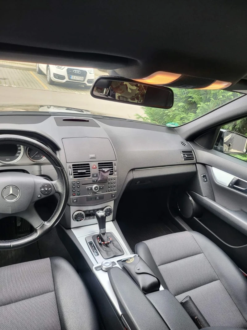 Mercedes-Benz C 220 W204, снимка 8 - Автомобили и джипове - 52353919