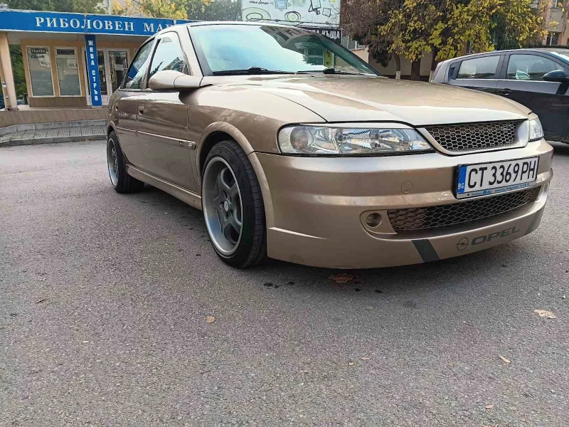 Opel Vectra 1.8 16V , снимка 3 - Автомобили и джипове - 52443617