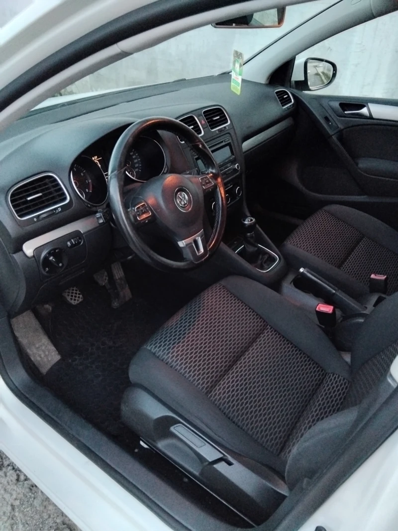 VW Golf 6, снимка 8 - Автомобили и джипове - 52540382