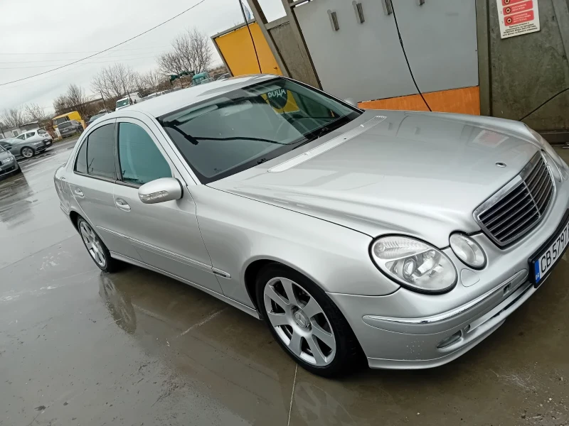 Mercedes-Benz E 320 ., снимка 5 - Автомобили и джипове - 52627233