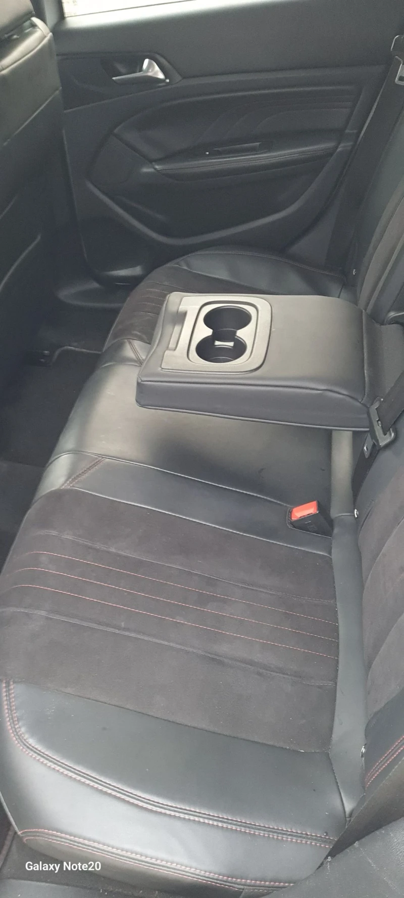 Peugeot 308 2.0 HDI 181 hp.dt line, снимка 11 - Автомобили и джипове - 52877627