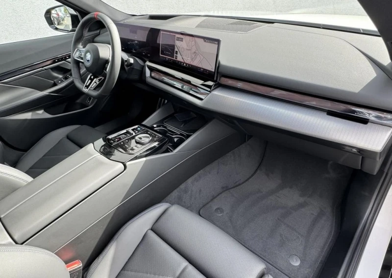 BMW i5 M60 xDrive, снимка 5 - Автомобили и джипове - 53019711