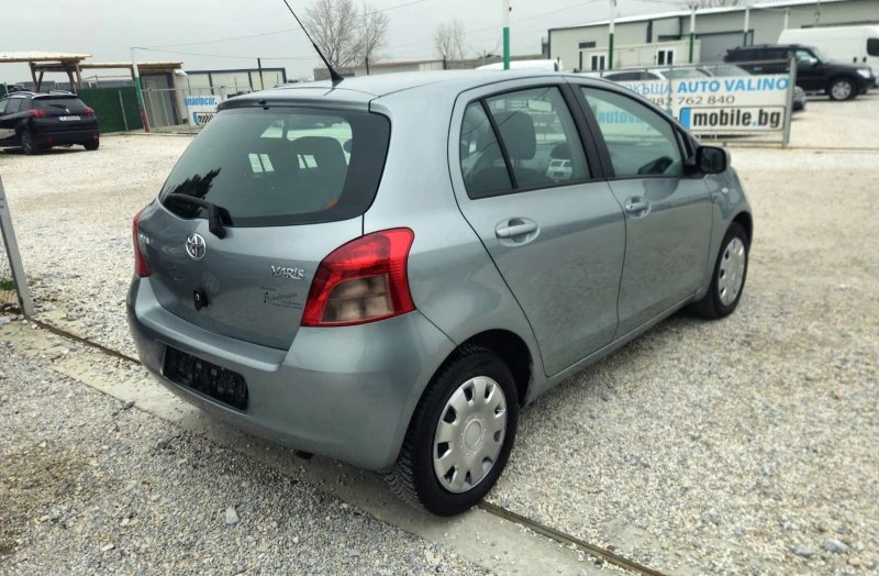 Toyota Yaris 1.4.D4D.90кс.ТОП състояние, снимка 5 - Автомобили и джипове - 53179674