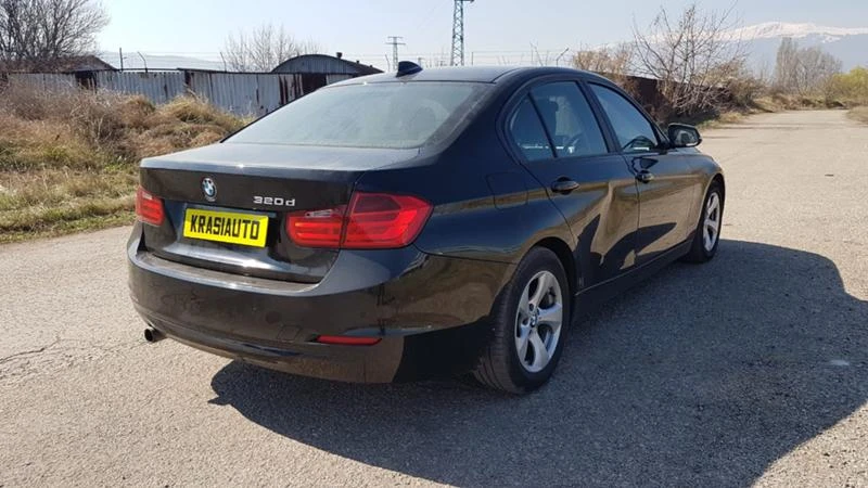 BMW 320 На Части, снимка 4 - Автомобили и джипове - 25373061