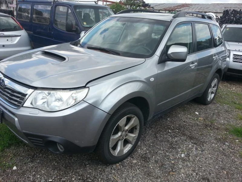 Subaru Forester 2.0D, снимка 1 - Автомобили и джипове - 25514956